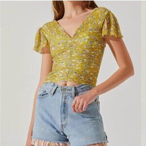 Astr Floral Ruched V-Neck Crop Top